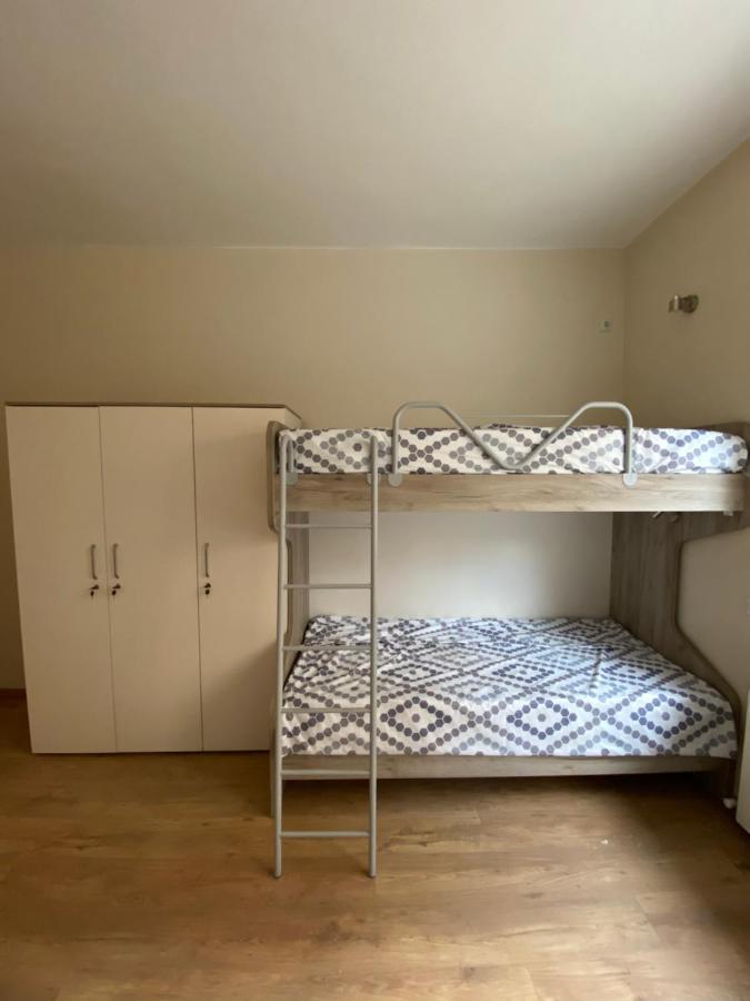 R&K Hostel Skopje Esterno foto