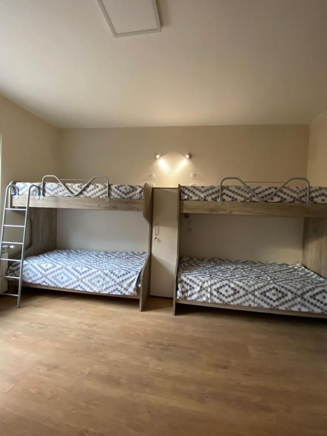 R&K Hostel Skopje Esterno foto
